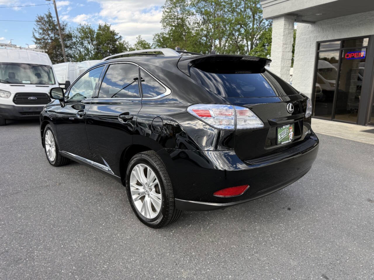 Used 2010 Lexus RX 450h AWD image 2