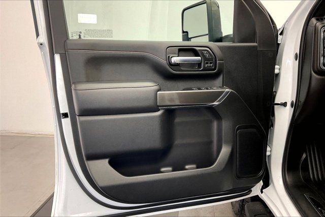 Used 2022 GMC Sierra 2500 AT4 image 25