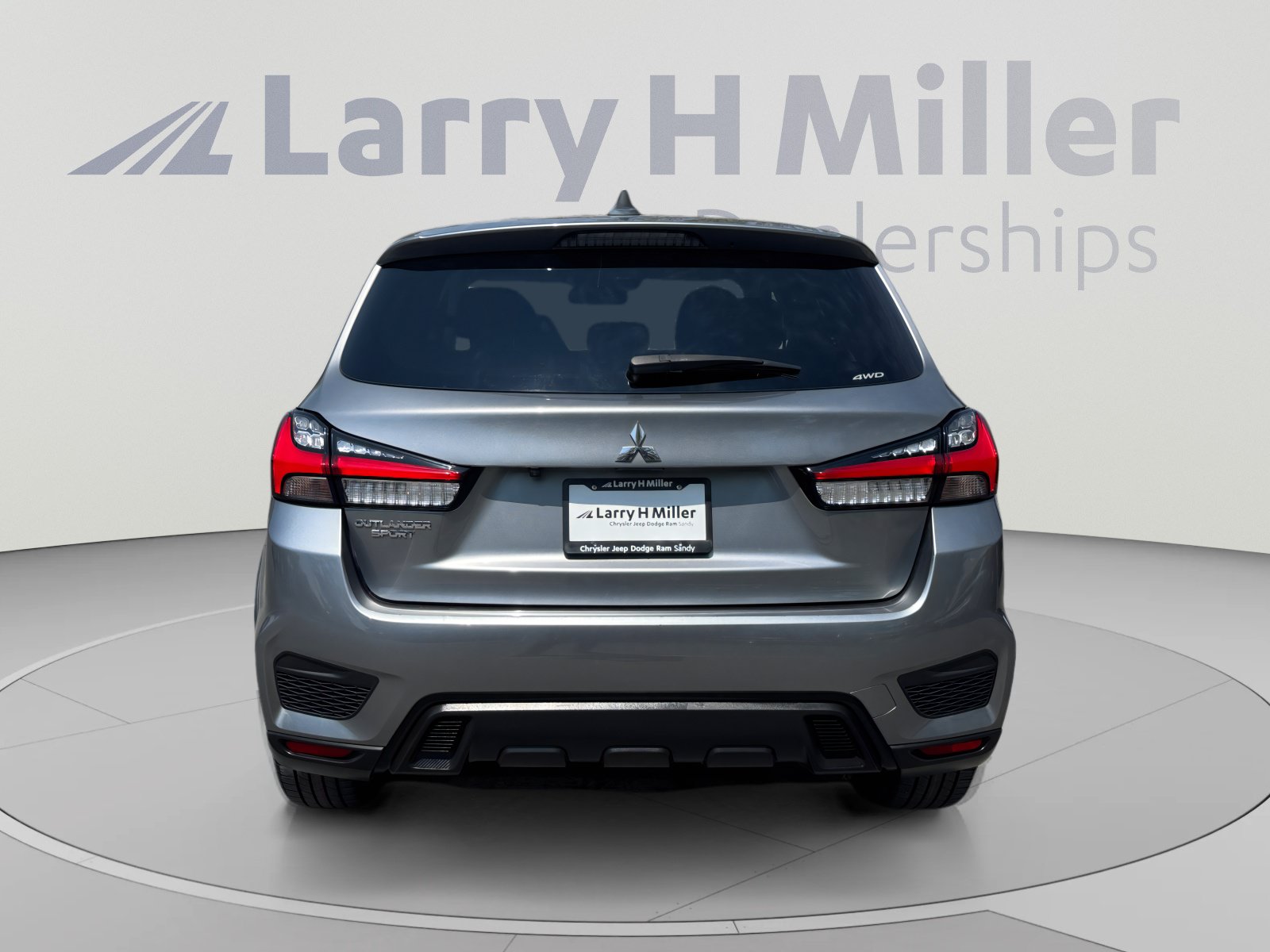 Used 2024 Mitsubishi Outlander Sport ES AWD/4WD image 4