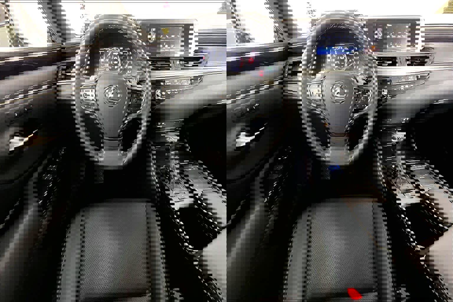 Used 2021 Lexus ES 350 w/ Premium Package image 4