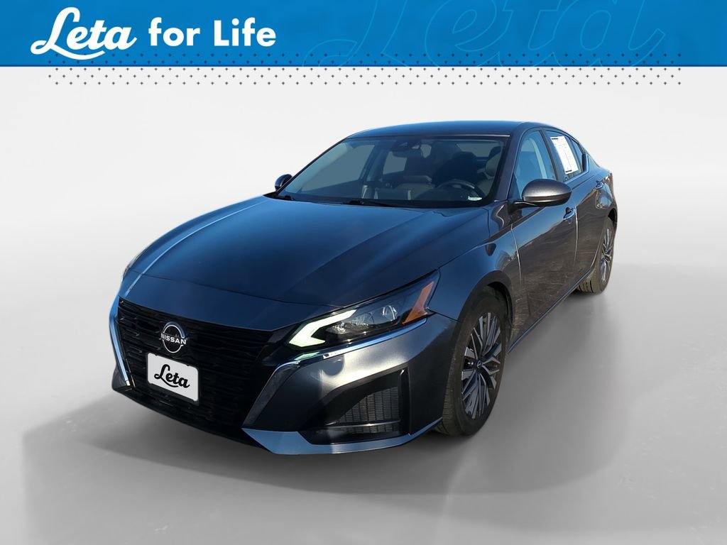 Used 2023 Nissan Altima 2.5 SV image 1