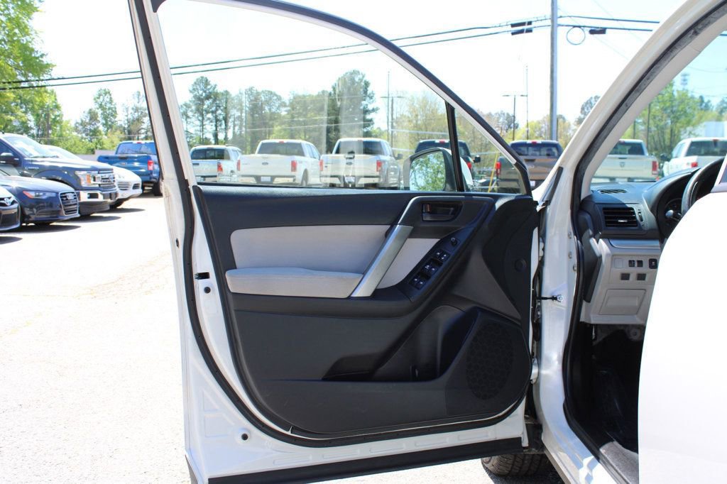 Used 2015 Subaru Forester 2.5i Premium w/ All-Weather Package image 12