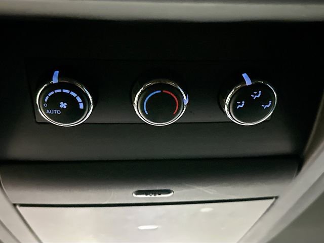 Used 2016 Dodge Grand Caravan R/T w/ Driver Convenience Group image 26