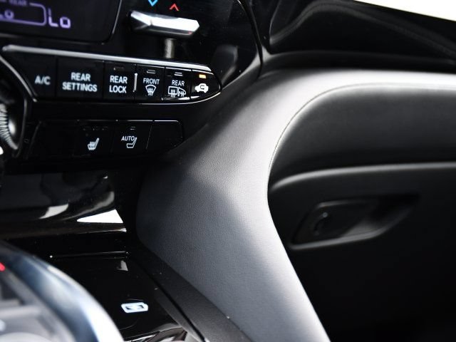 Certified 2026 Acura MDX FWD w/ Technology Package image 19
