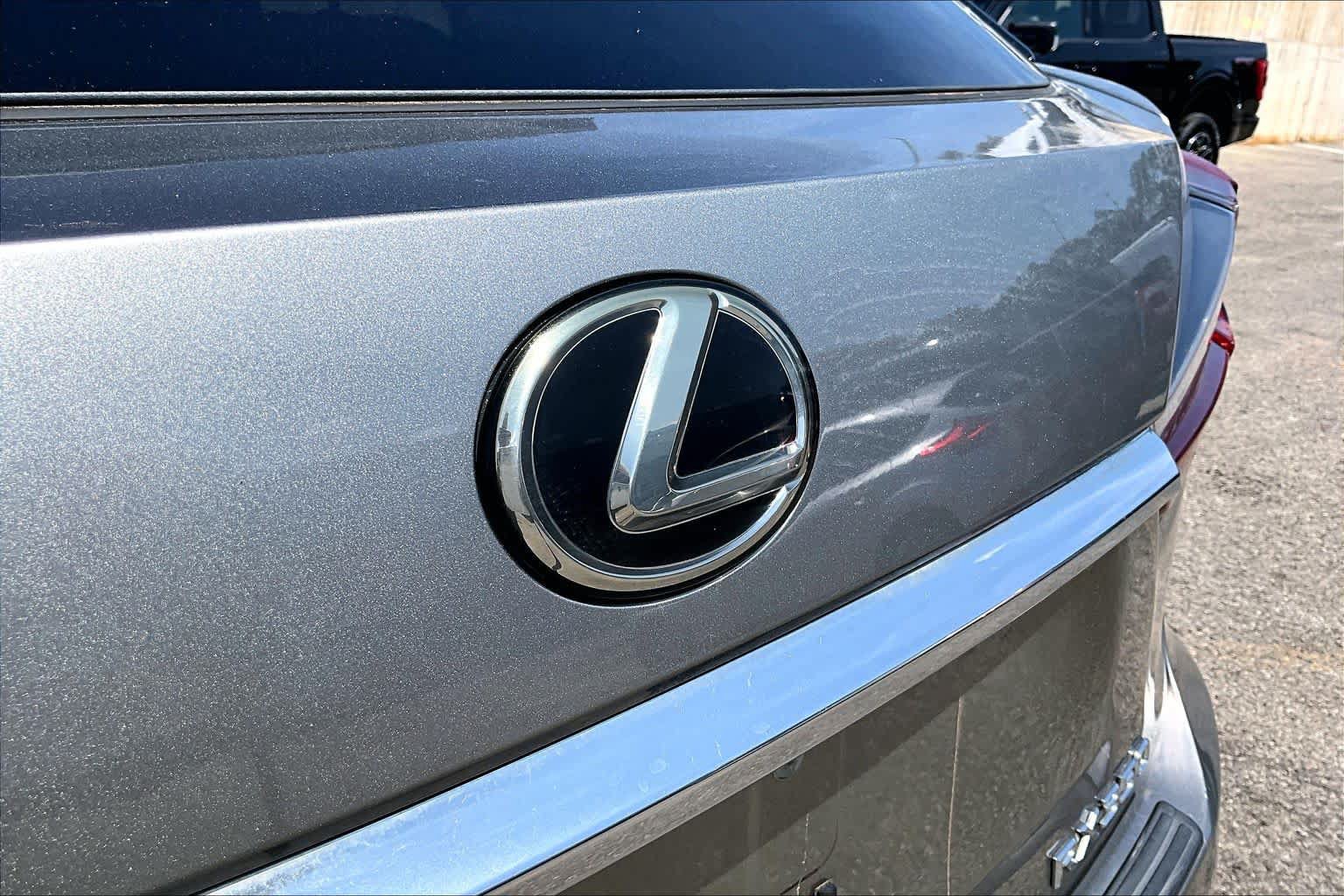 Used 2019 Lexus RX 350 F Sport w/ Navigation Package AWD/4WD image 31