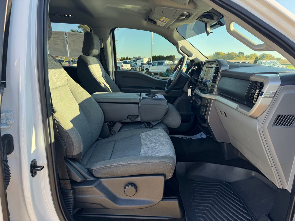 Used 2022 Ford F150 XLT w/ Max Trailer Tow Package image 11