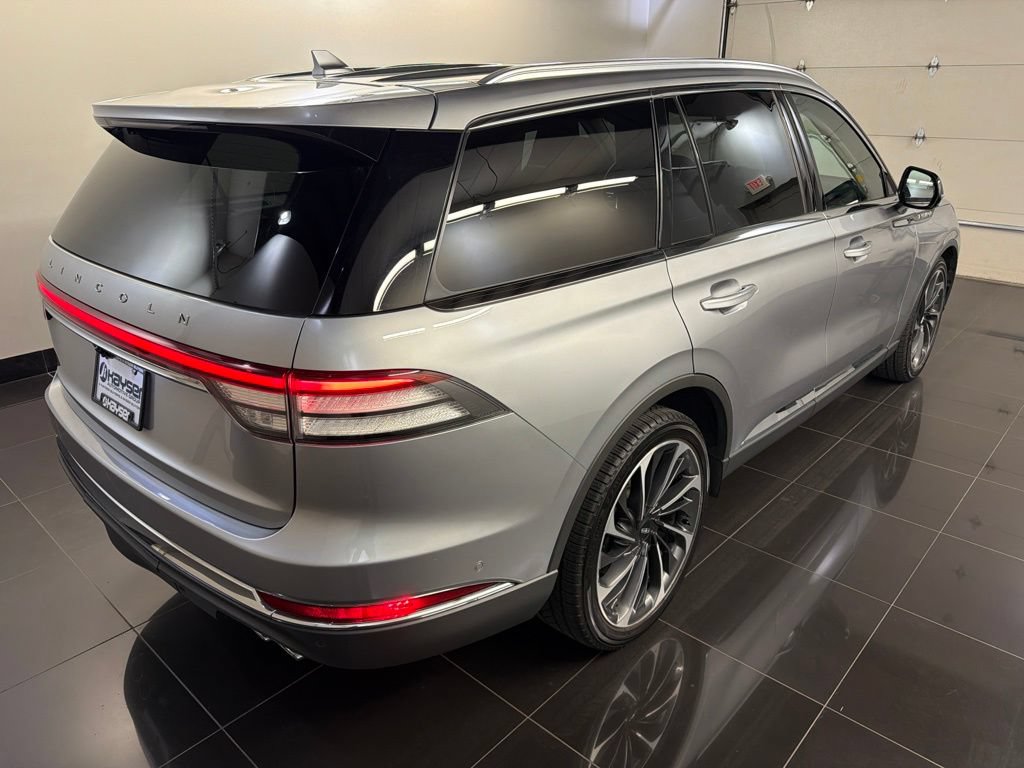 Certified 2020 Lincoln Aviator Reserve w/ Equipment Group 202A AWD/4WD image 6