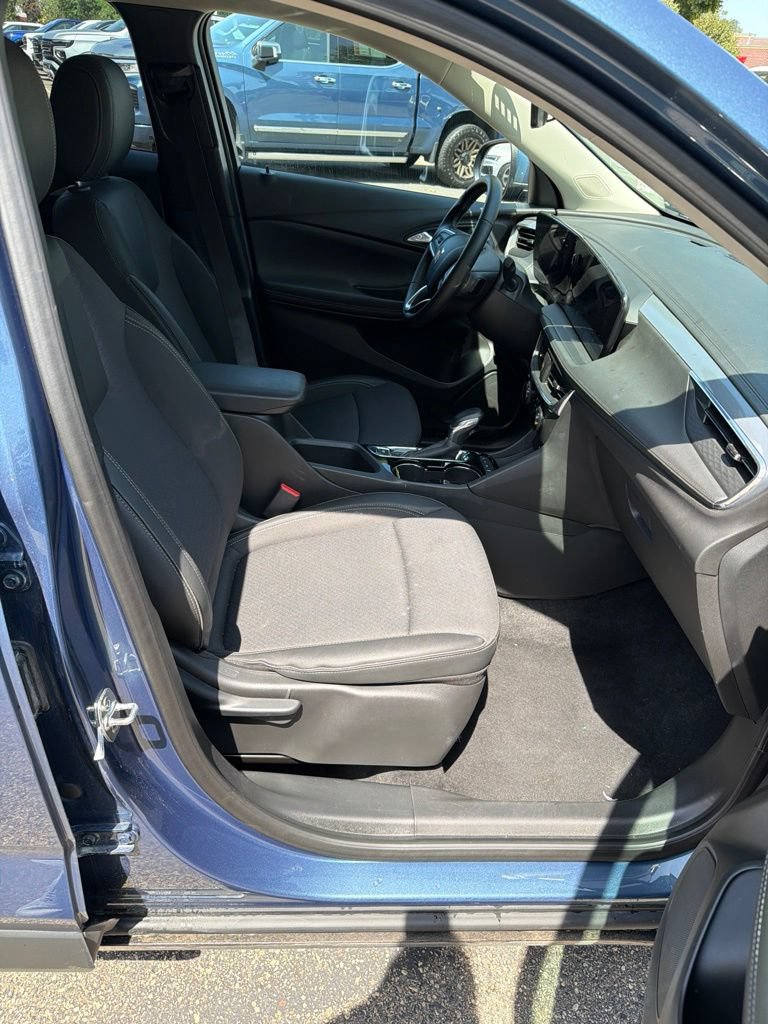 Used 2026 Buick Encore GX Preferred AWD/4WD image 7