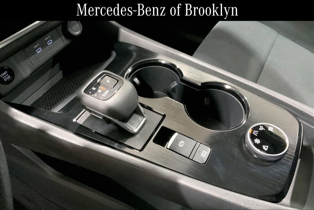 Used 2024 Nissan Rogue S image 15