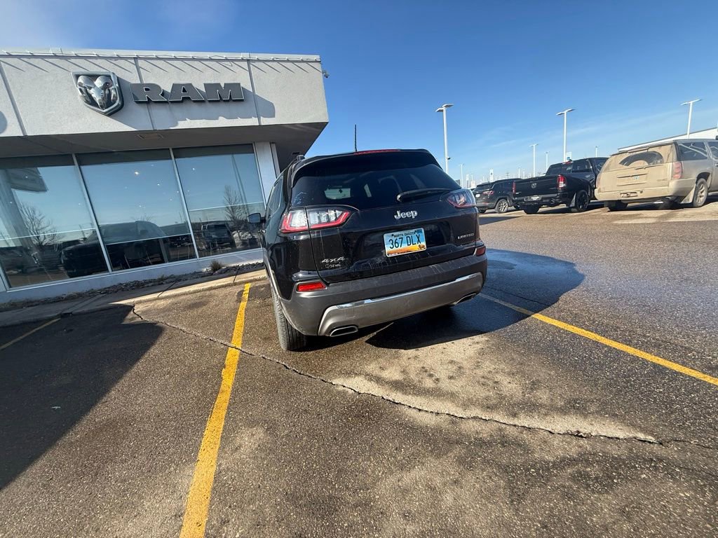 Used 2022 Jeep Cherokee Limited image 16