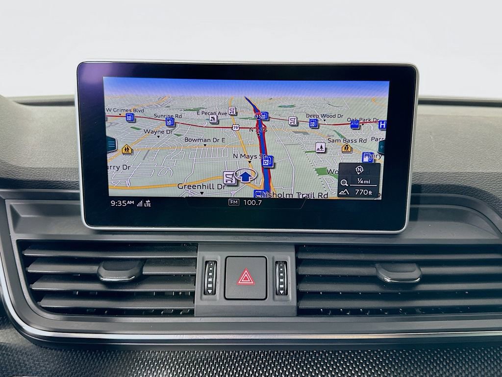 Used 2020 Audi SQ5 Premium Plus w/ Premium Plus Package image 13