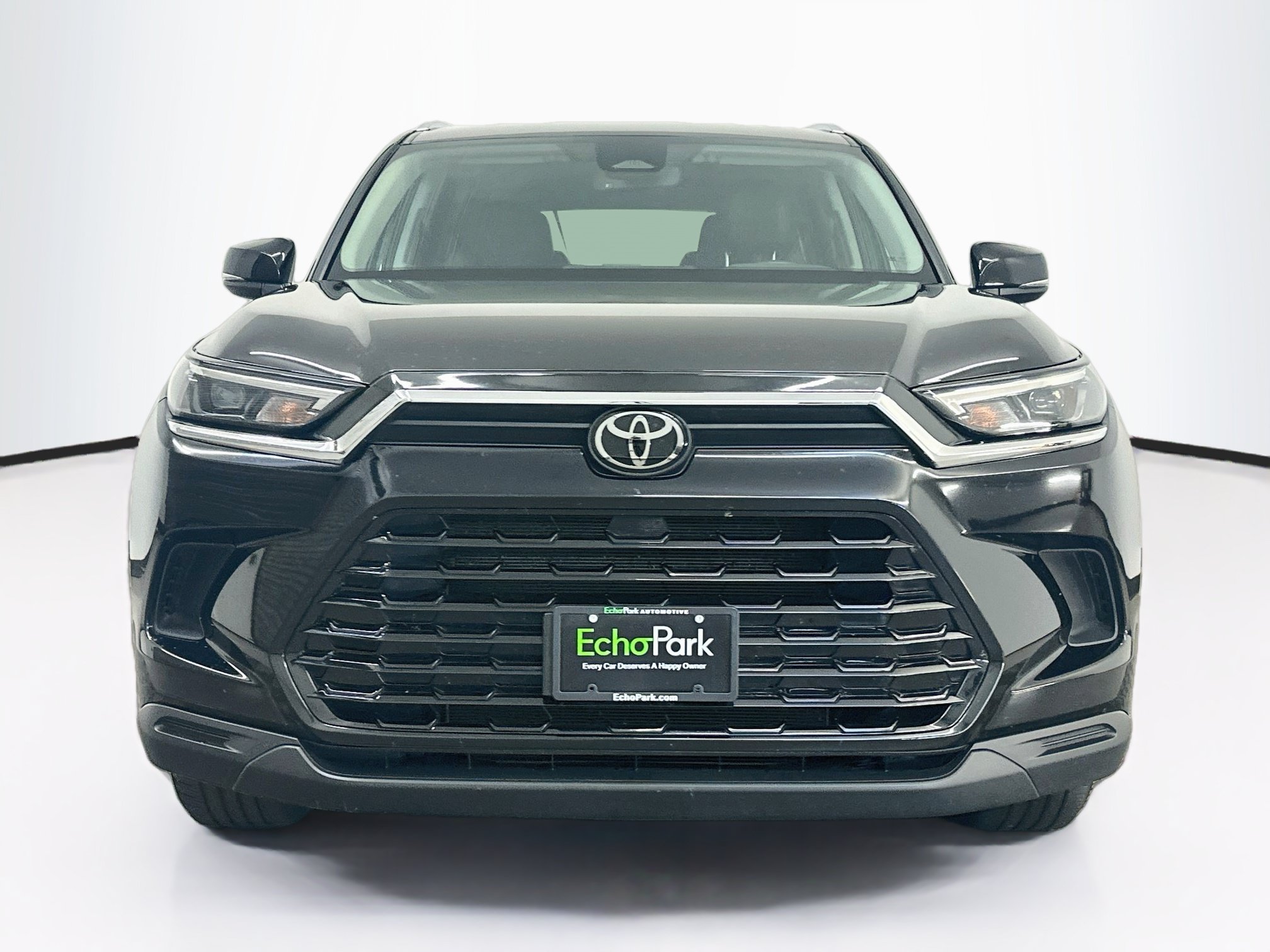 Used 2025 Toyota Grand Highlander AWD image 2