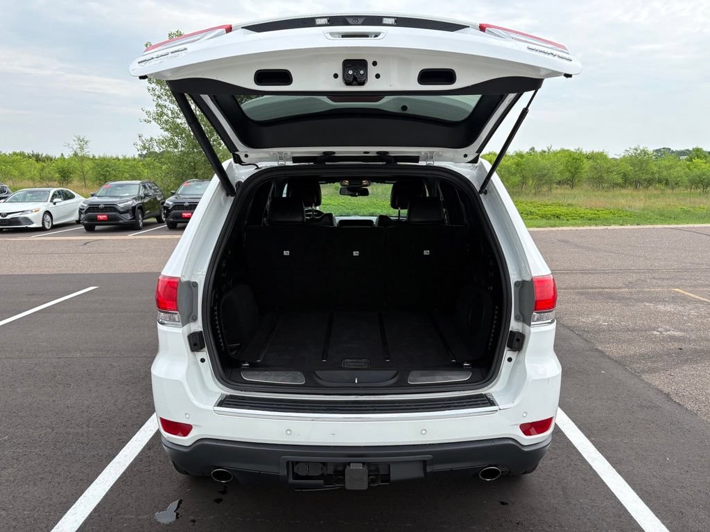 Used 2014 Jeep Grand Cherokee Limited w/ Trailer Tow Group IV AWD/4WD image 4
