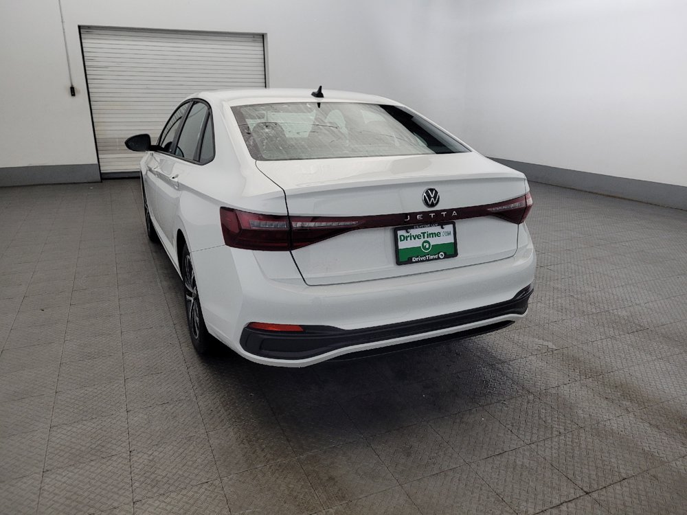 Used 2025 Volkswagen Jetta Sport FWD image 6