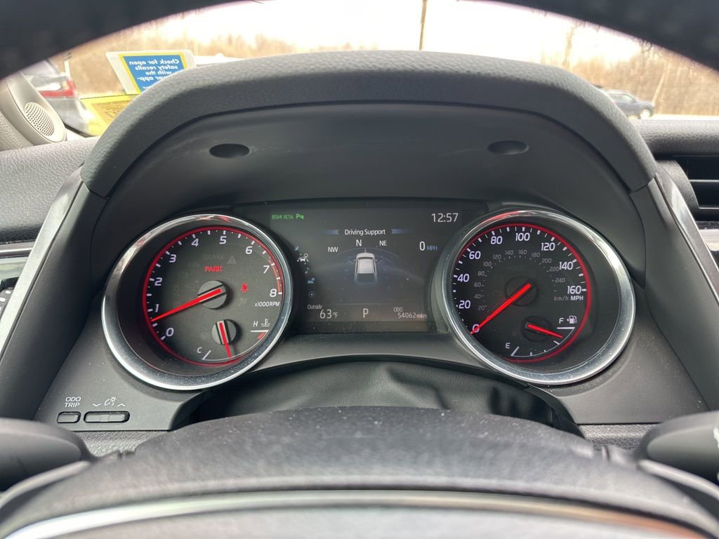 Used 2019 Toyota Camry XSE image 15