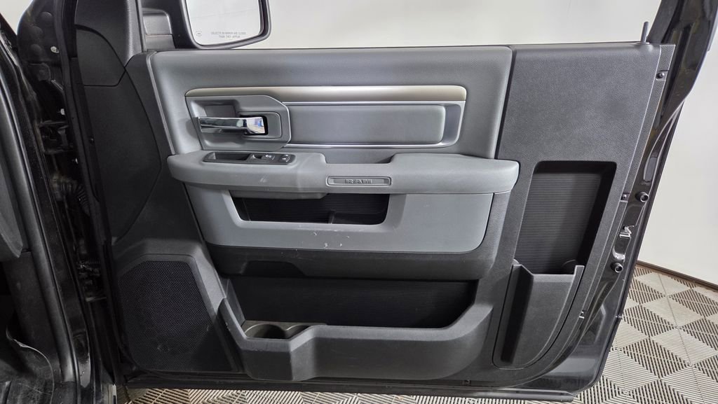 Used 2015 RAM 1500 Express w/ Black Ram 1500 Express Group image 22