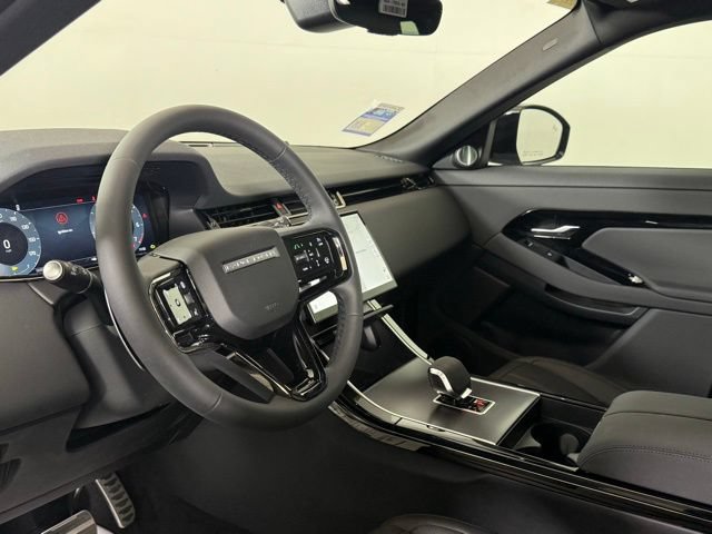 Certified 2026 Land Rover Range Rover Evoque Dynamic SE AWD/4WD image 4