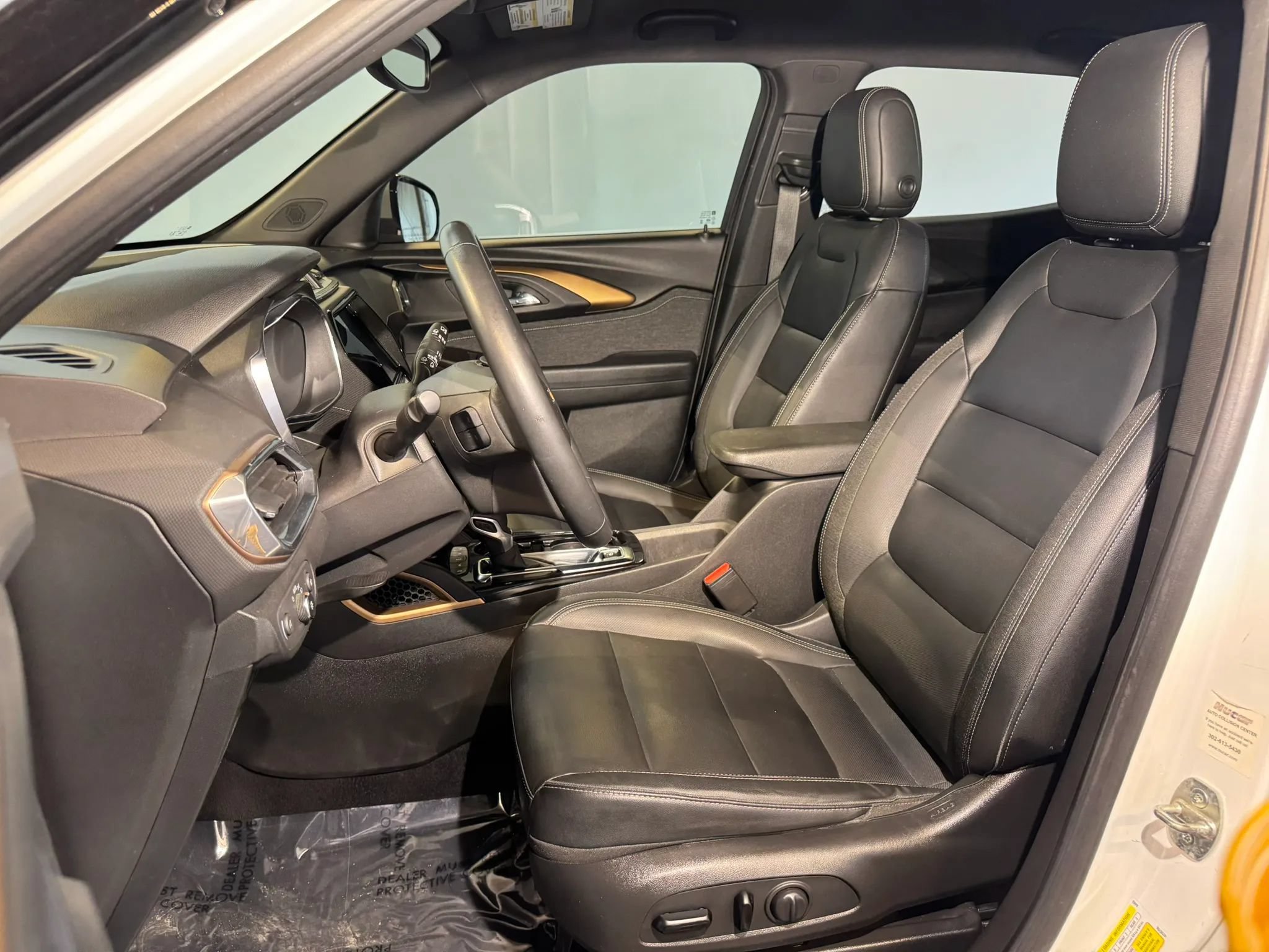 Used 2021 Chevrolet TrailBlazer ACTIV w/ Technology Package FWD image 9