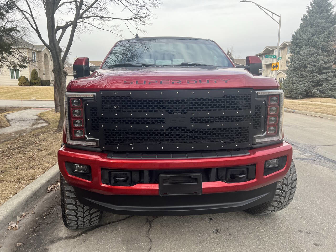 Used 2019 Ford F250 Lariat AWD/4WD image 2