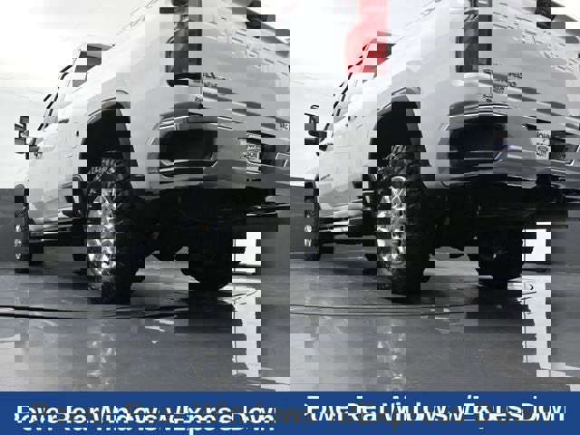 Used 2024 Chevrolet Silverado 2500 LTZ image 37