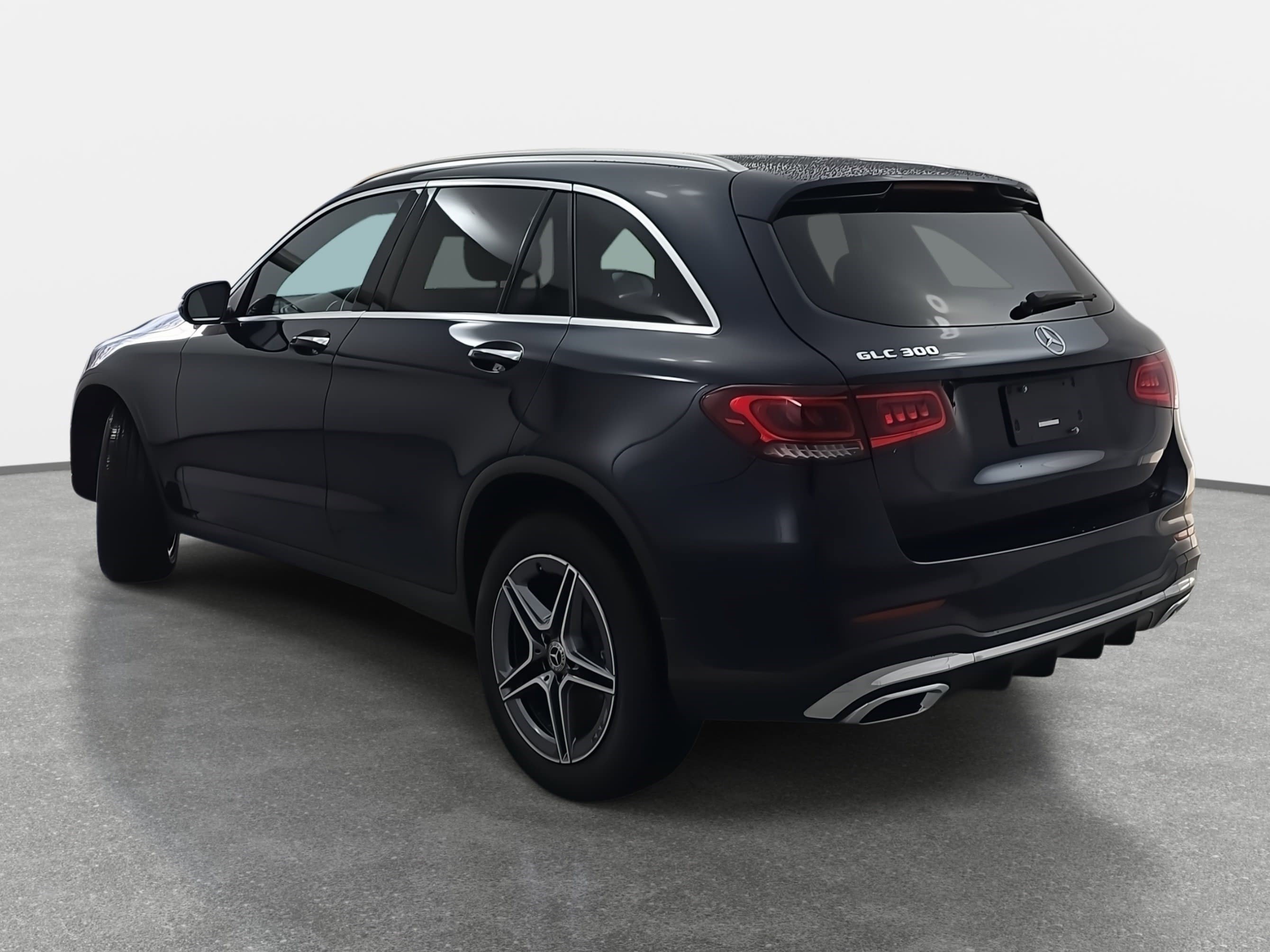Used 2022 Mercedes-Benz GLC 300 image 7