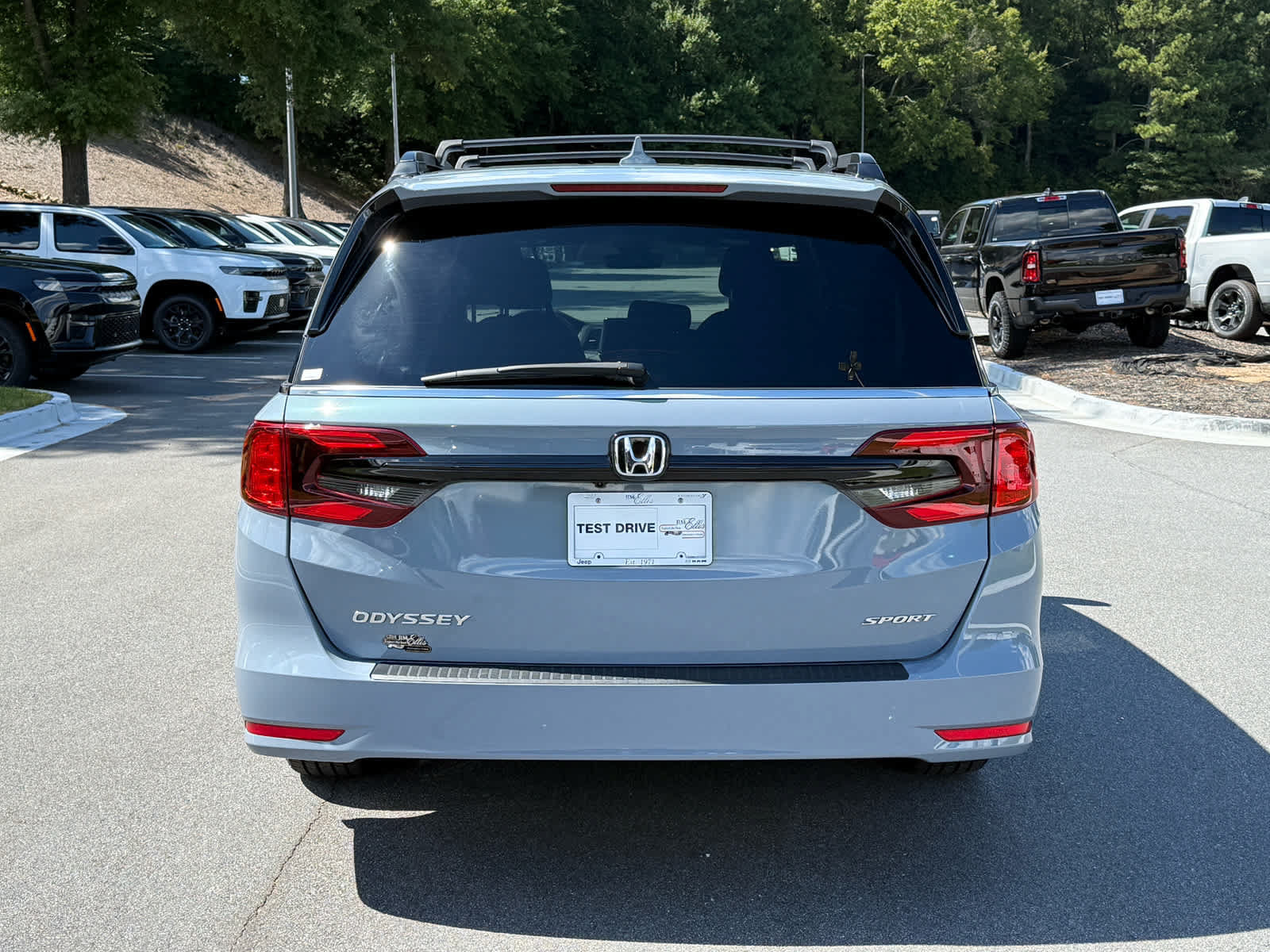 Used 2024 Honda Odyssey Sport image 4