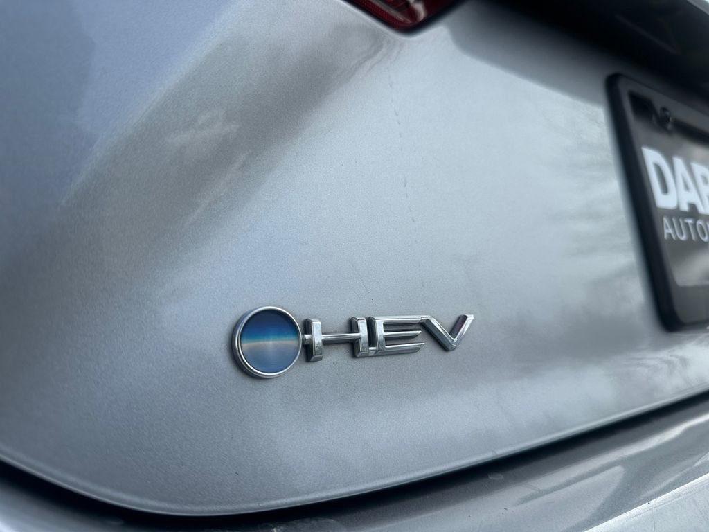 Used 2025 Toyota Camry LE FWD image 30