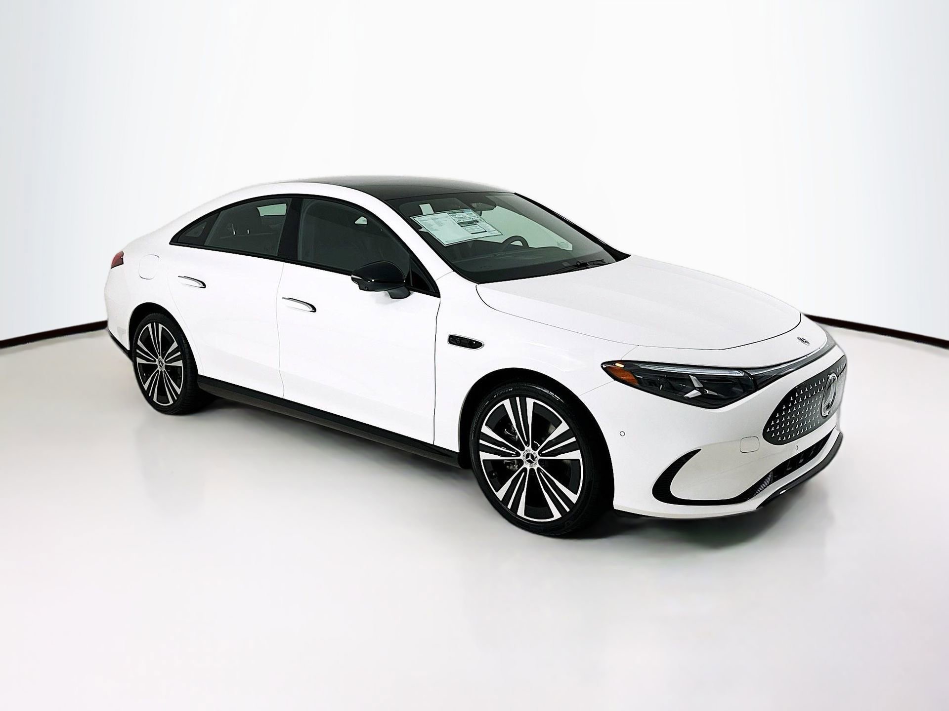 New 2026 Mercedes-Benz CLA 250+ image 1