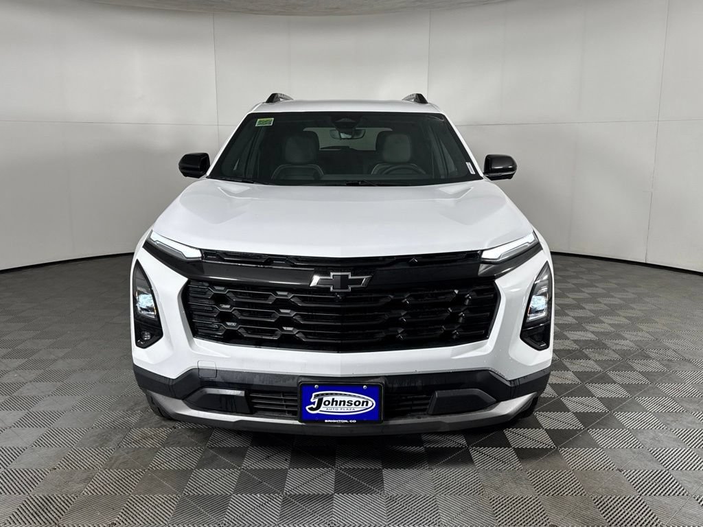 New 2026 Chevrolet Equinox LT w/ Convenience Package II AWD/4WD image 2