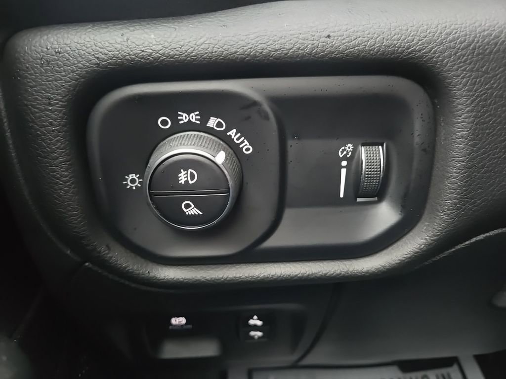 Used 2025 RAM 1500 Big Horn image 49