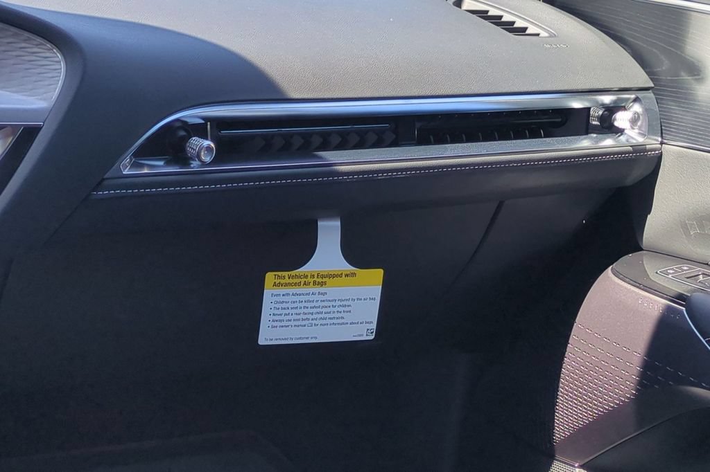 New 2026 Cadillac Lyriq Sport AWD/4WD image 20
