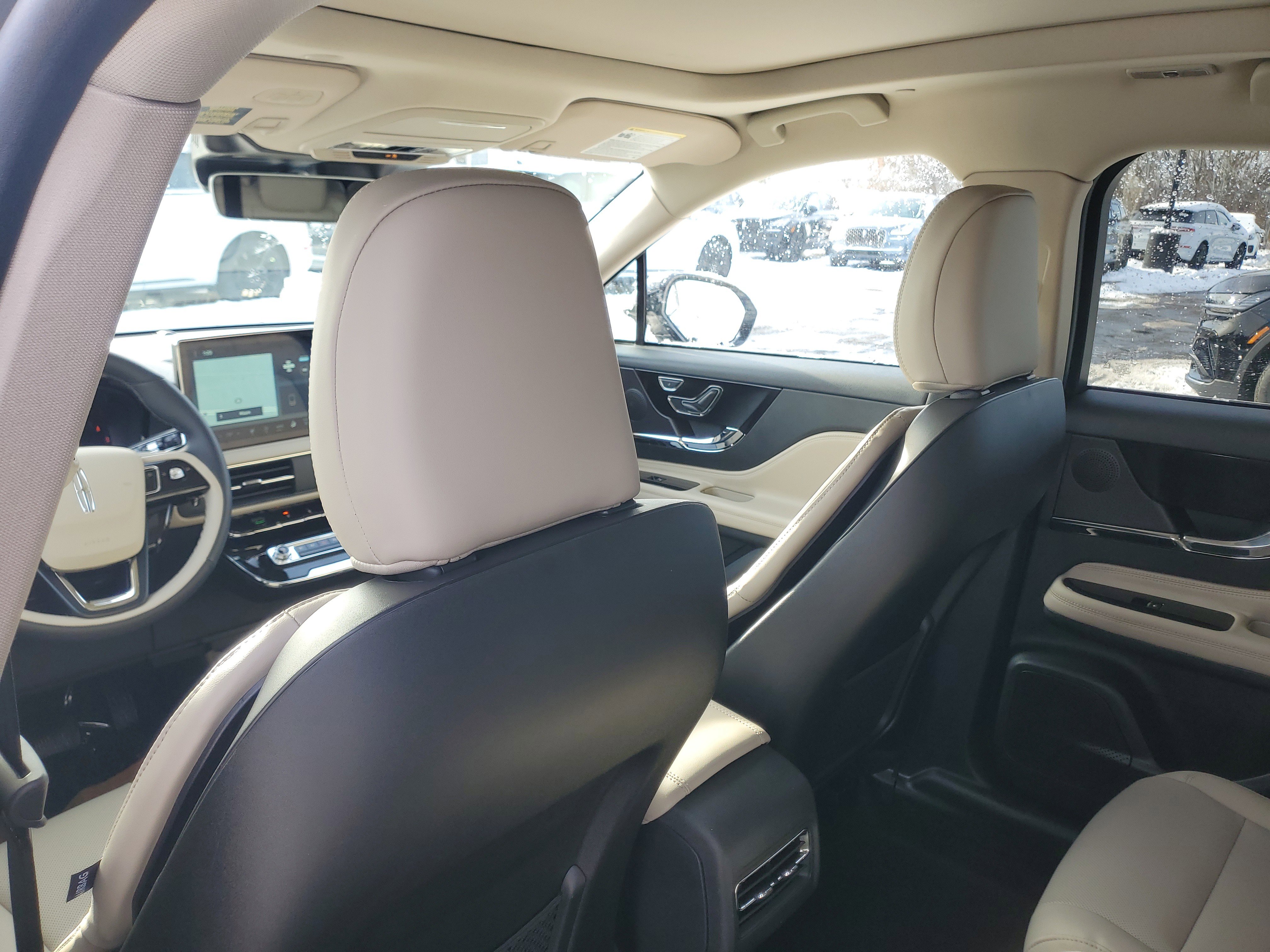 New 2026 Lincoln Corsair Premiere image 26