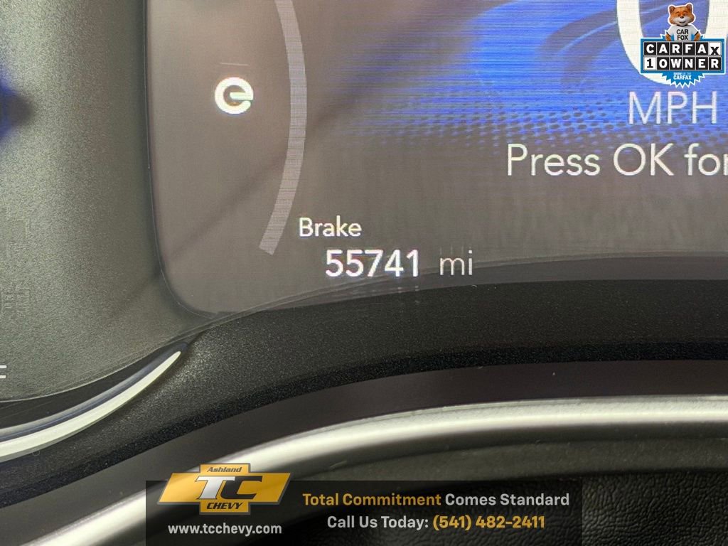 Used 2024 Chrysler Pacifica Select image 19