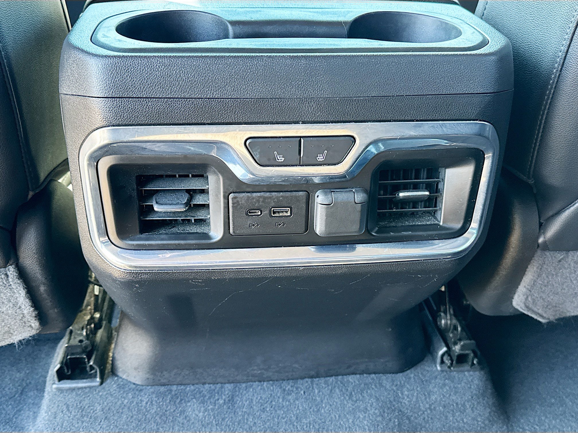 Used 2020 Chevrolet Silverado 3500 LTZ w/ LTZ Plus Package AWD/4WD image 26