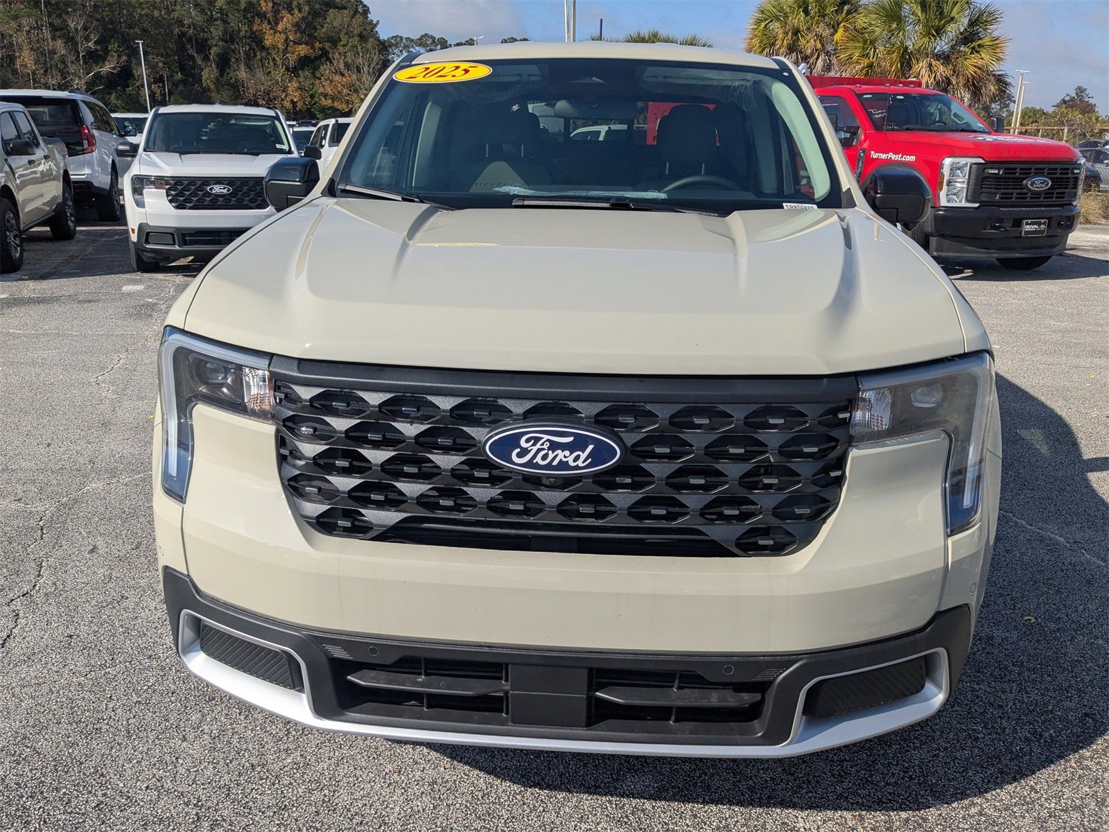 New 2025 Ford Maverick Lariat image 9