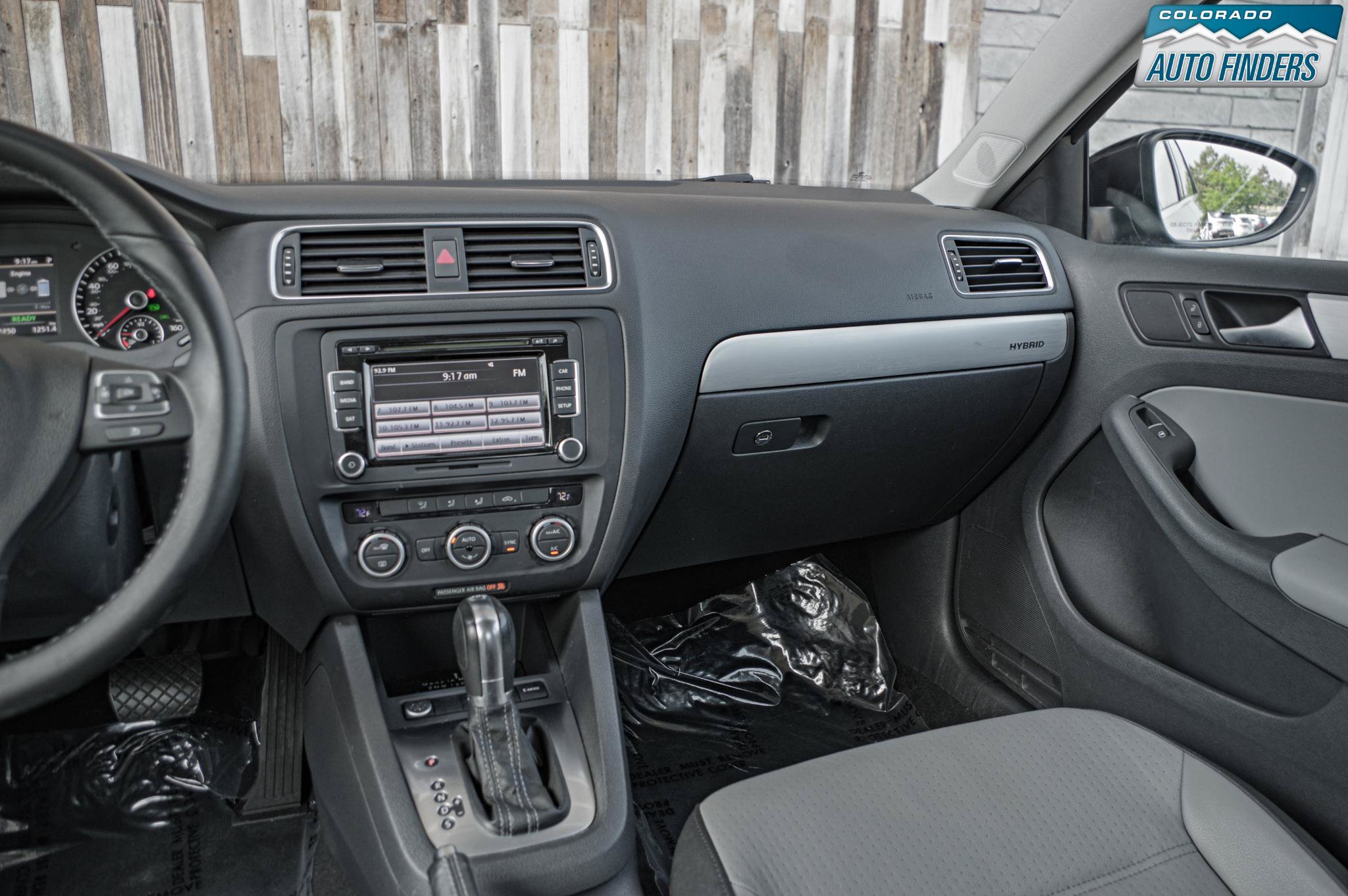 Used 2014 Volkswagen Jetta SE FWD image 17