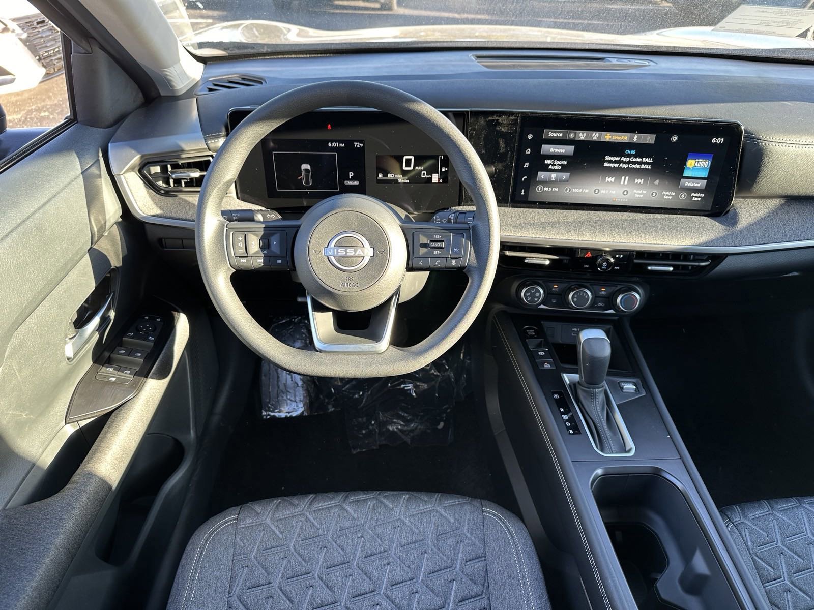 New 2025 Nissan Kicks SV image 15