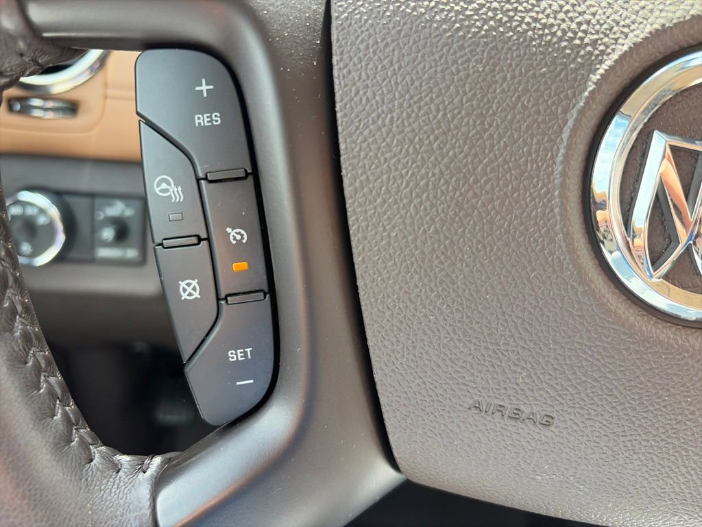 Used 2017 Buick Enclave Leather FWD image 17