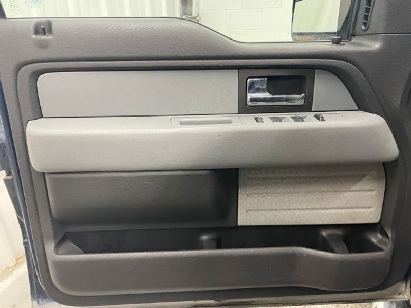 Used 2013 Ford F150 XLT w/ Luxury Equipment Group image 14