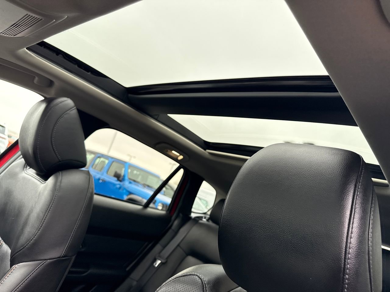 Used 2025 MAZDA CX-50 AWD 2.5 S w/ Premium Plus Pkg image 16