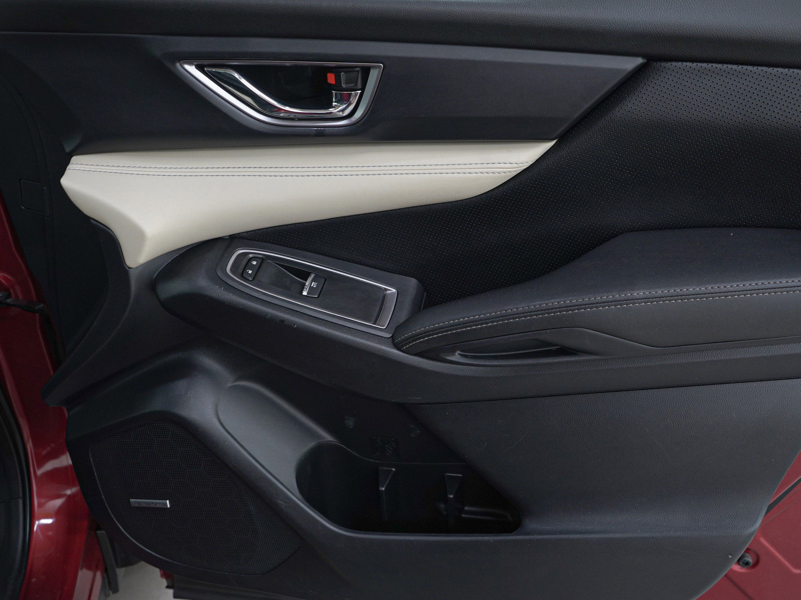 Used 2021 Subaru Ascent Limited w/ Technology Package image 9