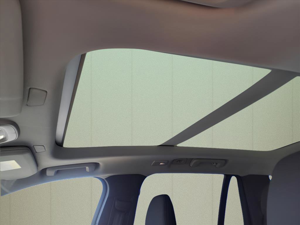 Used 2025 Volvo XC90 T8 Plus w/ Protection Package Premier image 26