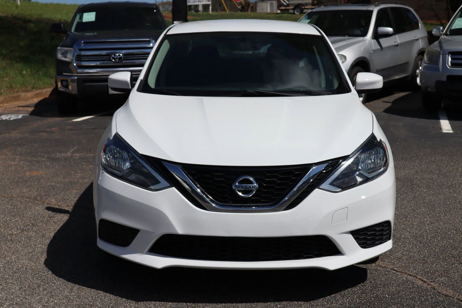 Used 2019 Nissan Sentra S image 2