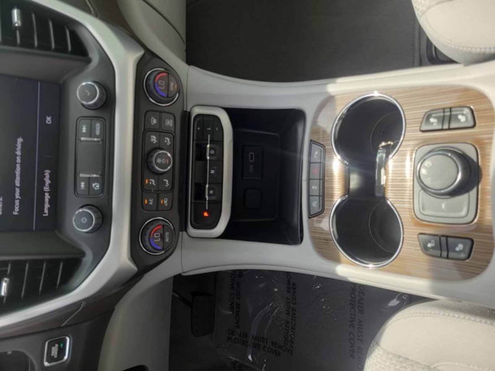Used 2023 GMC Acadia SLE w/ Driver Convenience Package AWD/4WD image 14