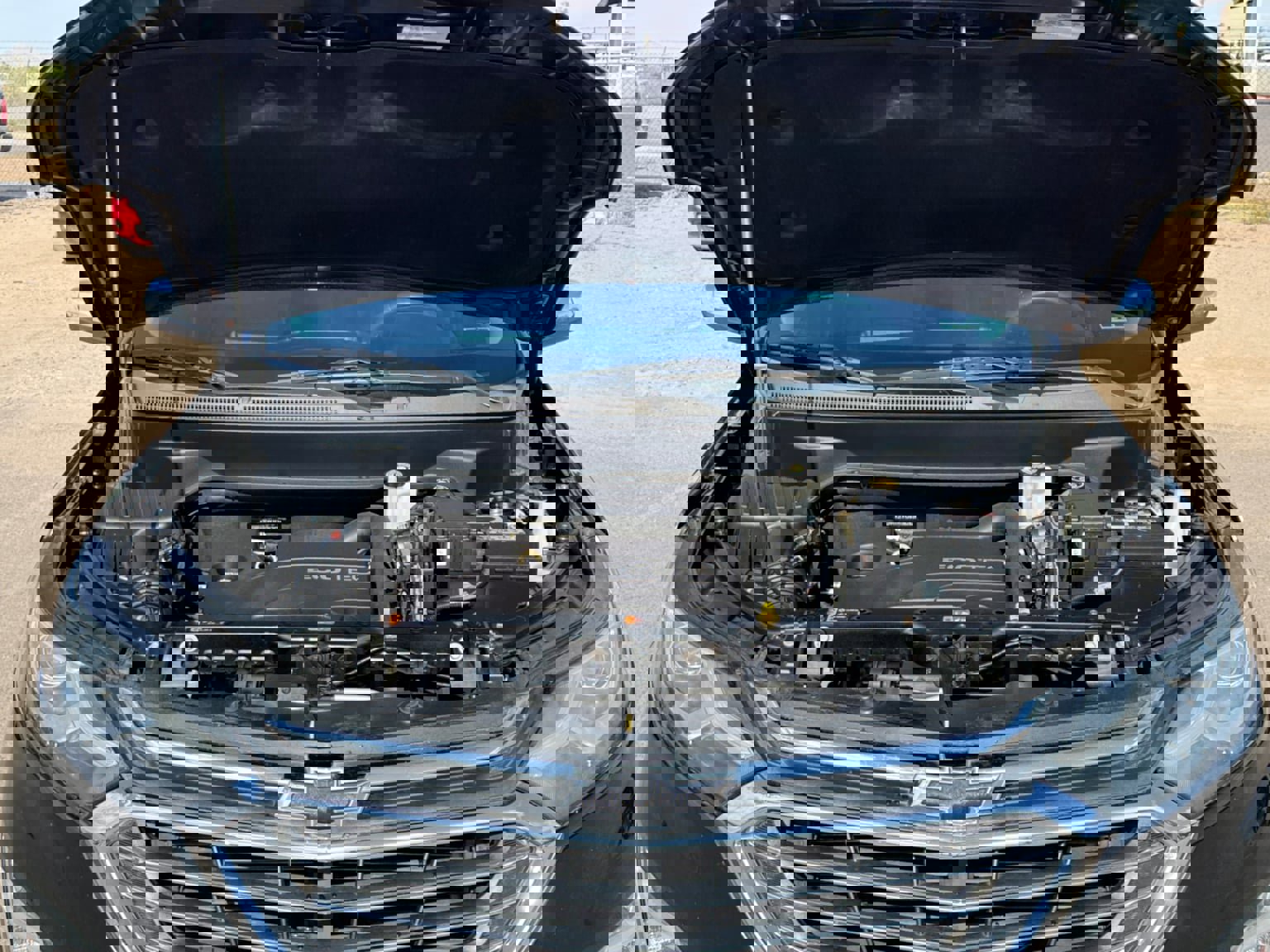 Used 2018 Chevrolet Equinox Premier image 20