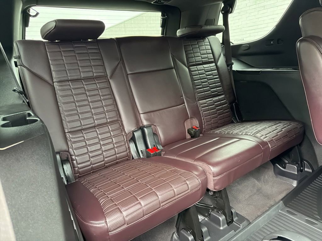 Used 2022 Cadillac Escalade Sport Platinum w/ Heavy-Duty Trailer Package AWD/4WD image 12