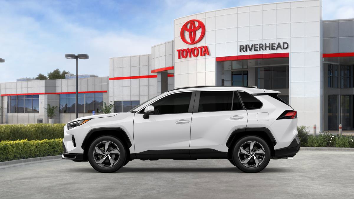 New 2025 Toyota RAV4 SE image 6