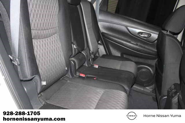 Used 2019 Nissan Rogue SV FWD image 7