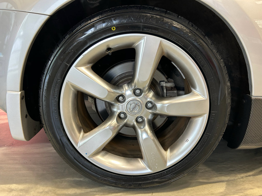 Used 2006 Nissan 350Z Coupe w/ (N93) Cargo Convenience Pkg RWD image 12