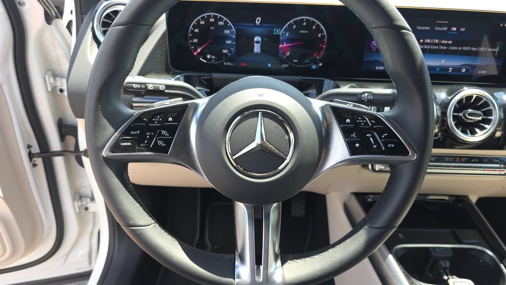 Certified 2025 Mercedes-Benz GLA 250 image 15